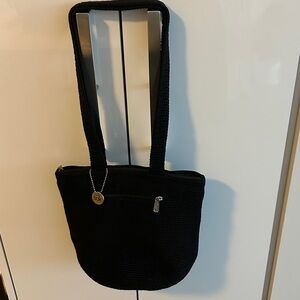 The Sak Black Shoulder Bag 2 zippers pocket zipper closure